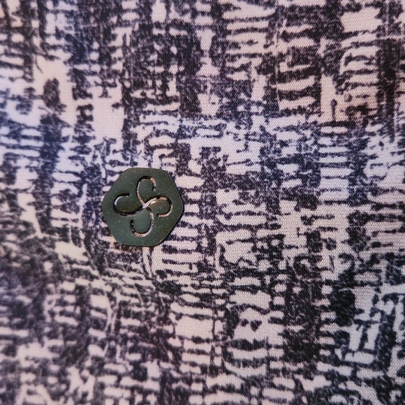 Scorpio Sol Leggings with Side Pockets - Picture 9 of 9